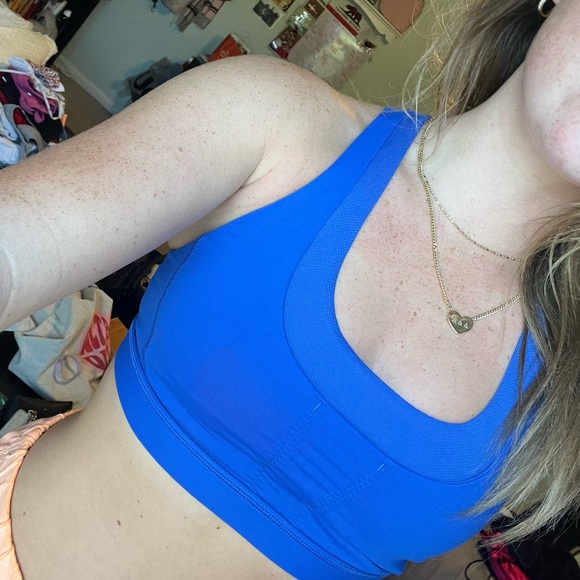 Lululemon royal blue bra - Picture 2 of 3